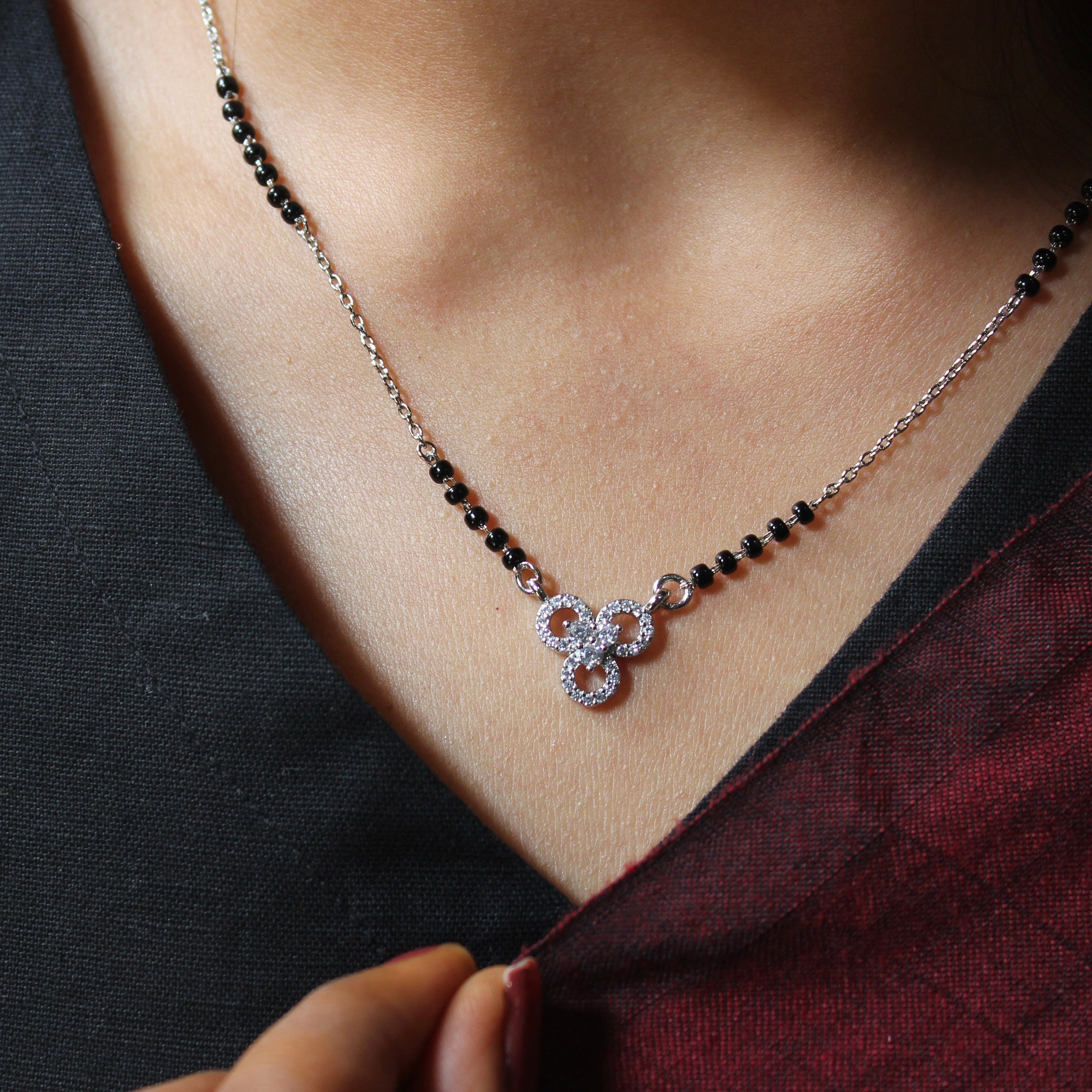 3 connecting Circles Zircon Stones Mangalsutra in 925 Silver