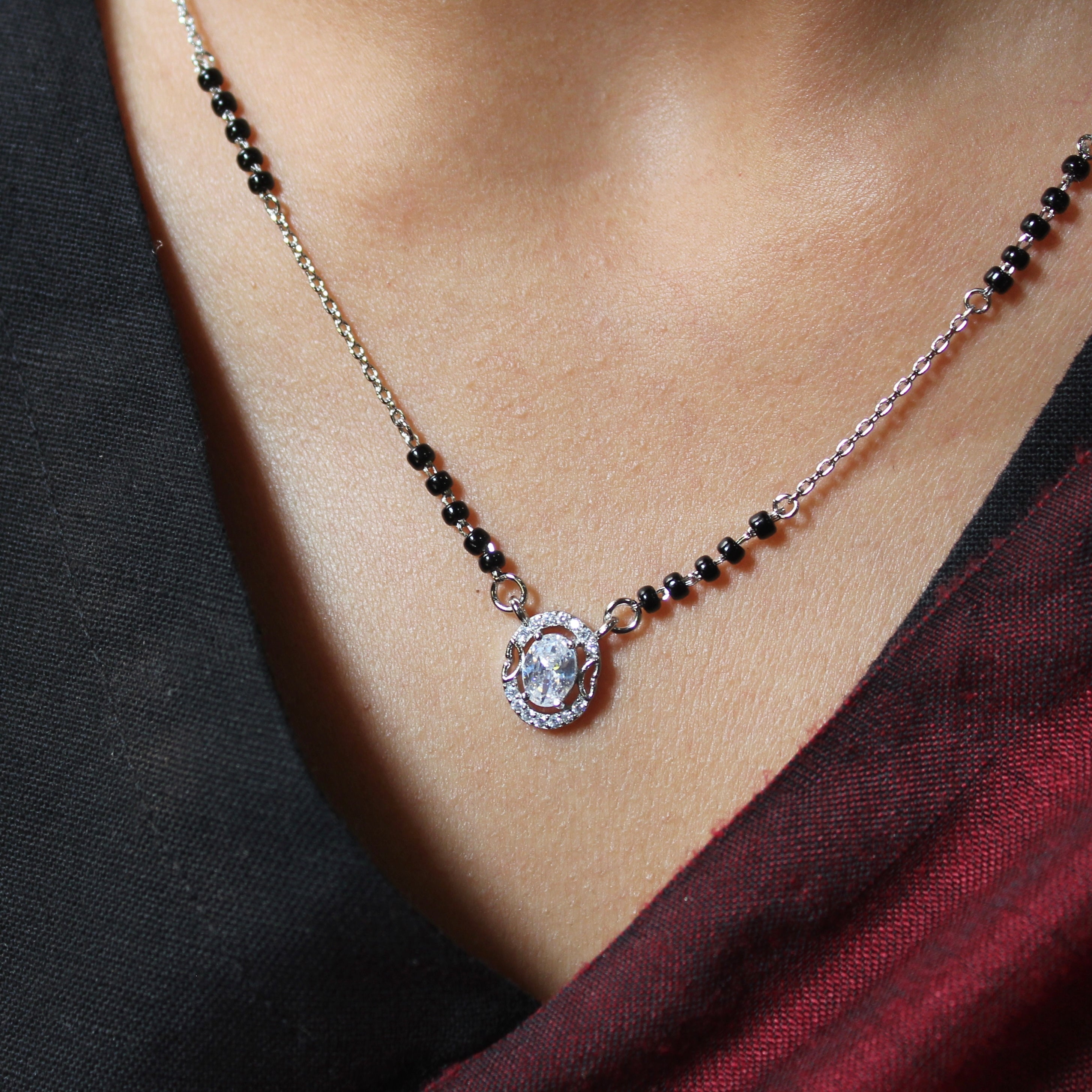 Oval Bordered Solitaire Stone Mangalsutra in 925 Silver