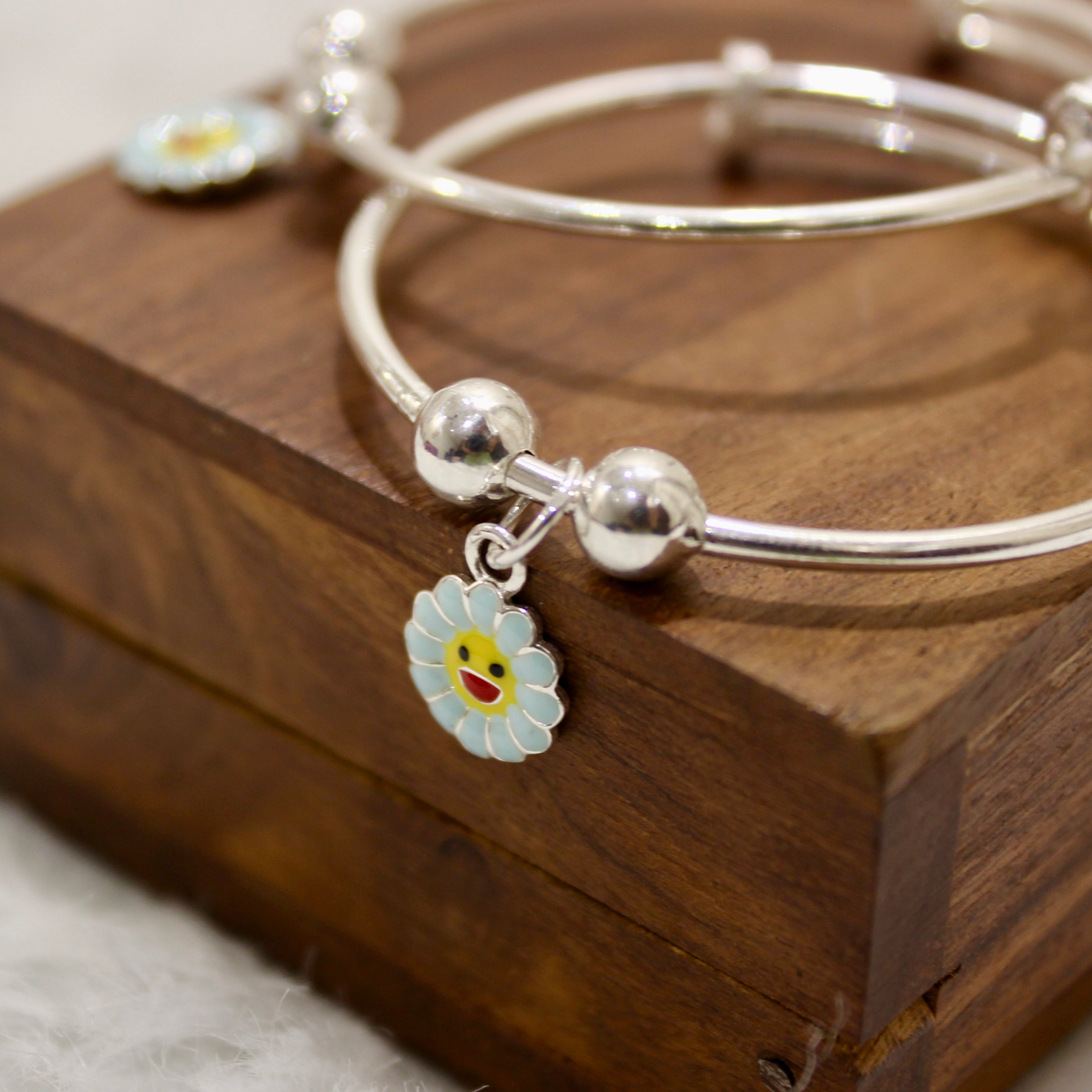 Daisy Flower Pure Silver Kadha- Pair