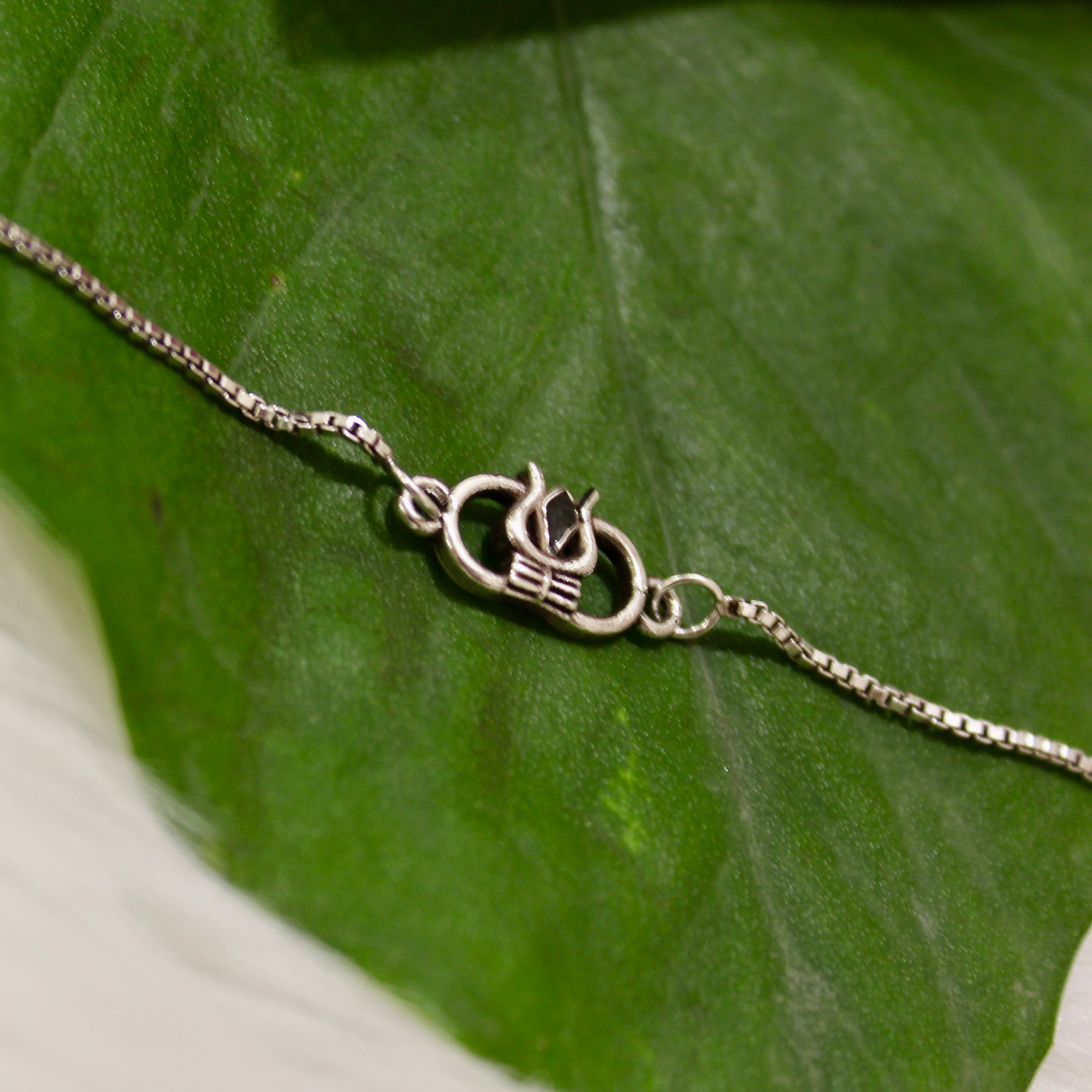 Trishul Mini Charm Chained Rakhi In 925 Silver
